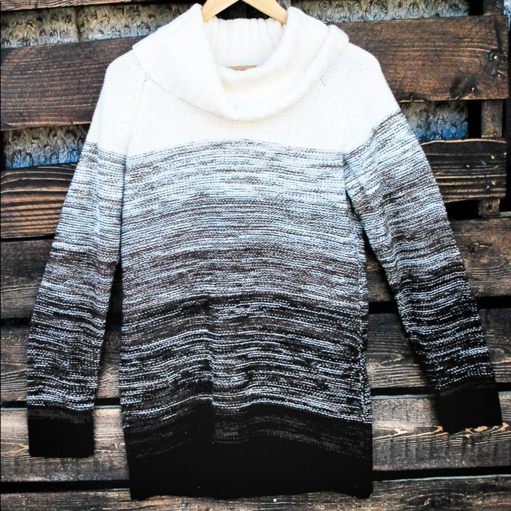 Carolyn Taylor Cowl Neck Sweater Oversized (I5)